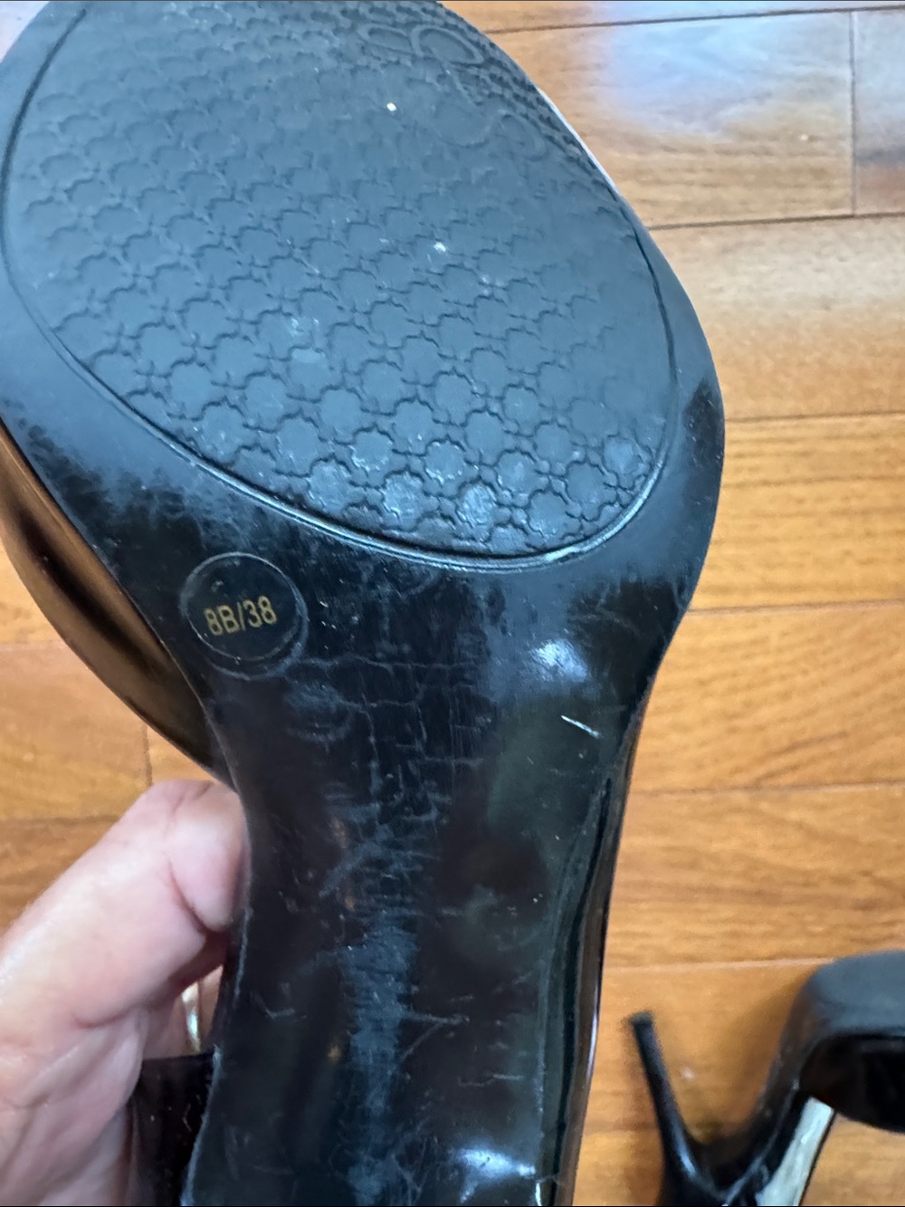 Jessica Simpson Black Patent D'Orsay Pumps - Picture 4 of 5